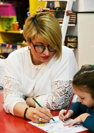 Alma Softić : “Odbacite negativne stavove i u svemu potražite tračak pozitivnog.”