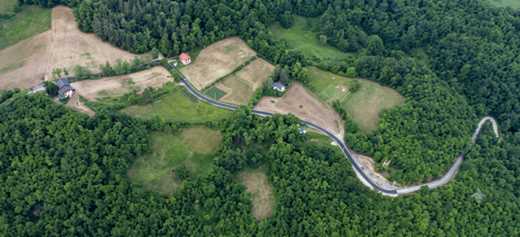 Nova infrastrukturna pobjeda: Asfaltiran put Točila – spojene mjesne zajednice Babići i Škahovica!